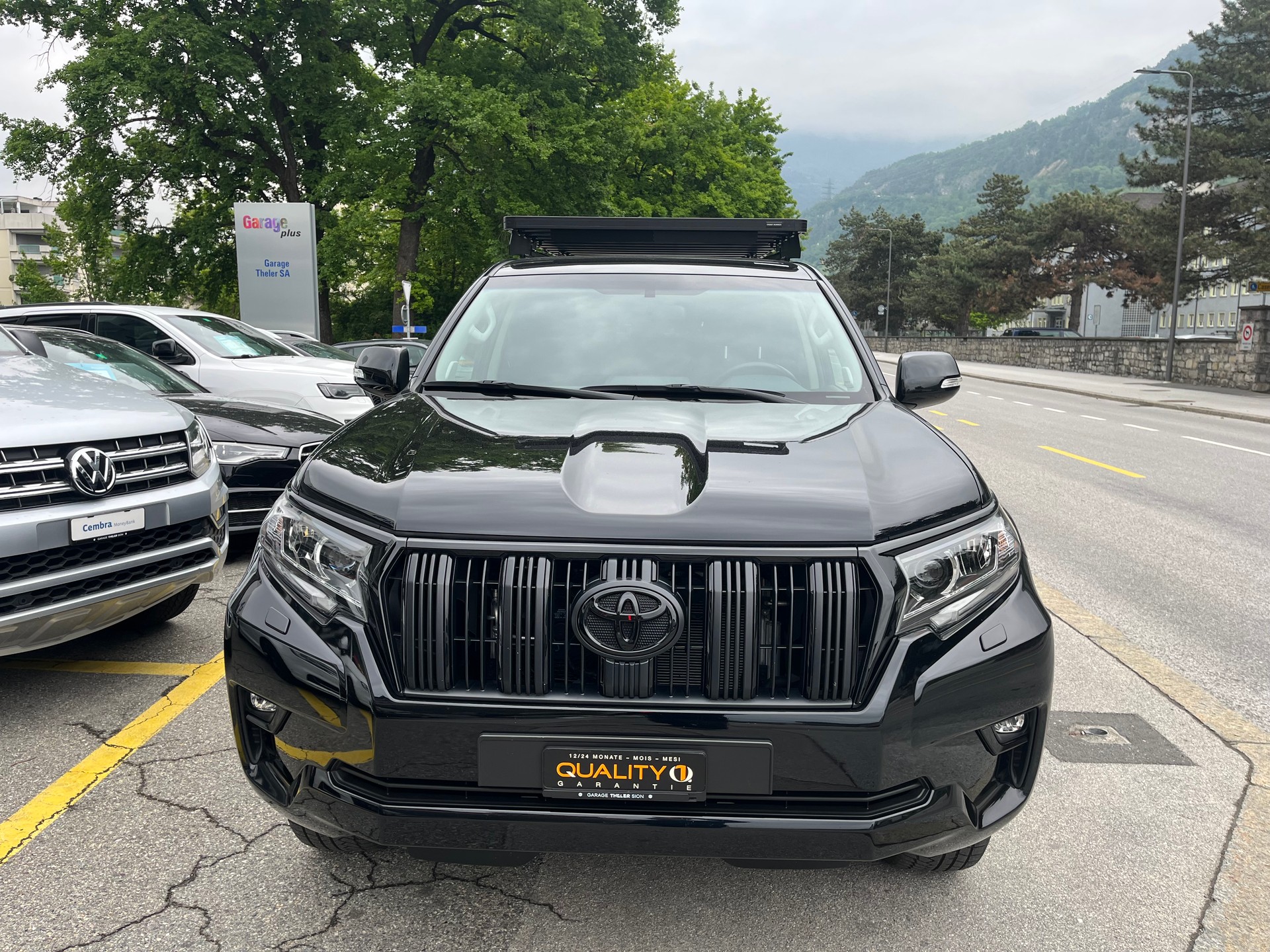 TOYOTA Land Cruiser 2.8TD Comfort Automat-showroom-element-1