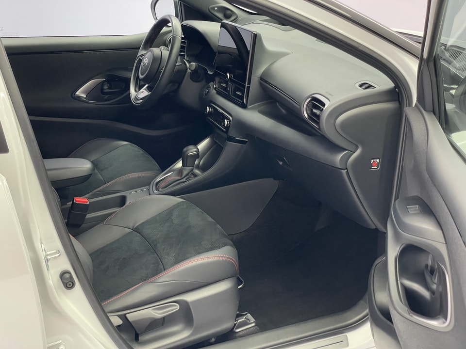 Yaris Hybrid 1.5 GR Sport