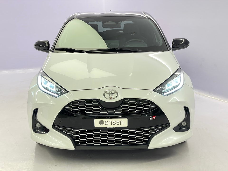 Yaris Hybrid 1.5 GR Sport