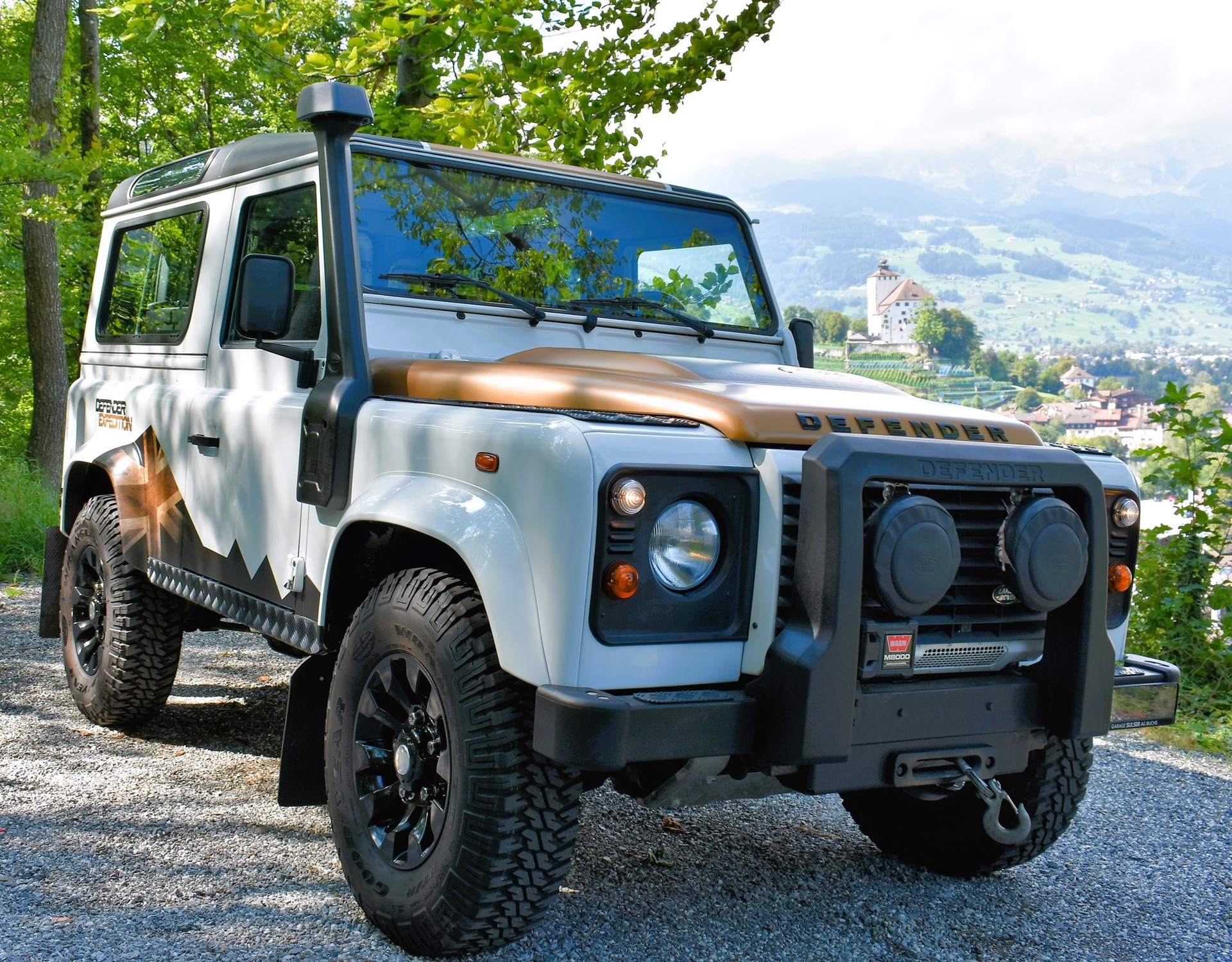LAND ROVER Defender 90 2.2 TD4 EXPEDITION *LIMITED EDITION 052/100-showroom-element-2