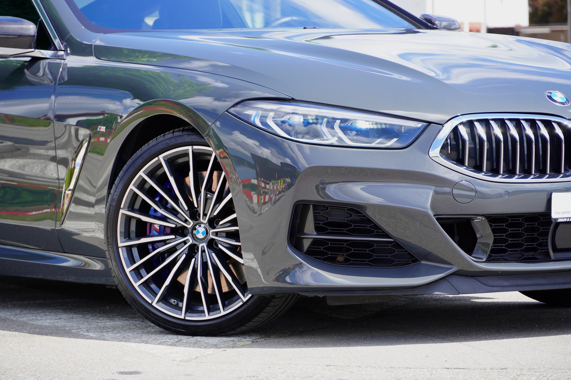 BMW M850i xDrive Steptronic-showroom-element-1