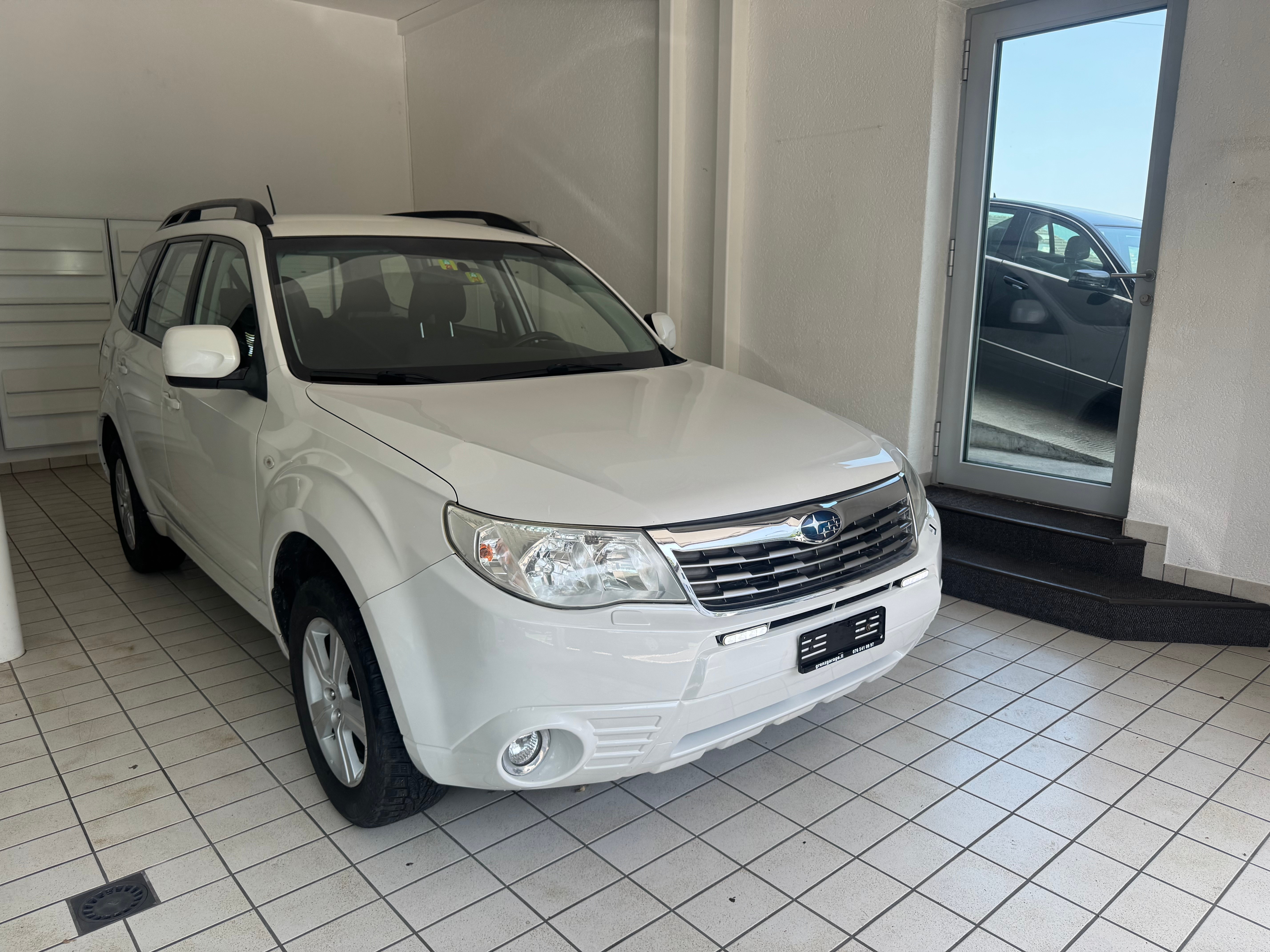 SUBARU Forester 2.0X (SUV / GelÃ¤ndewagen)