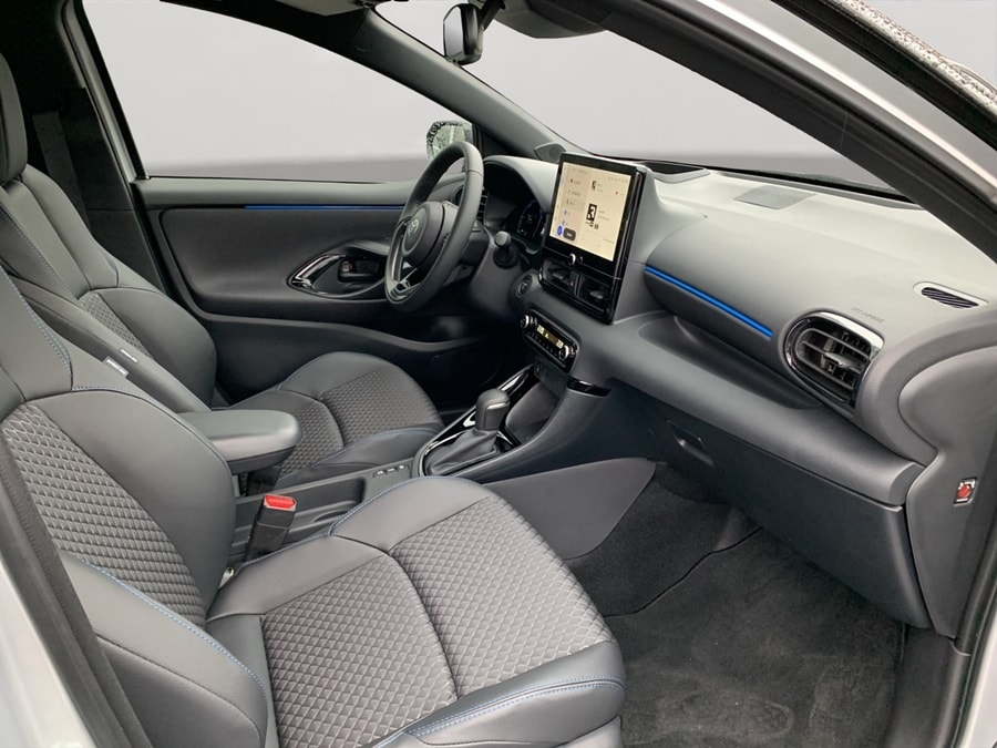 TOYOTA Yaris 1.5 Premium e-CVT-image-8