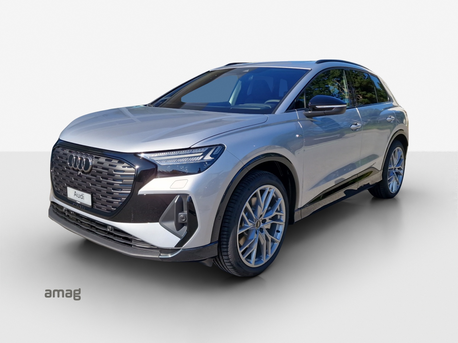 AUDI Q4 e-tron 45 quattro