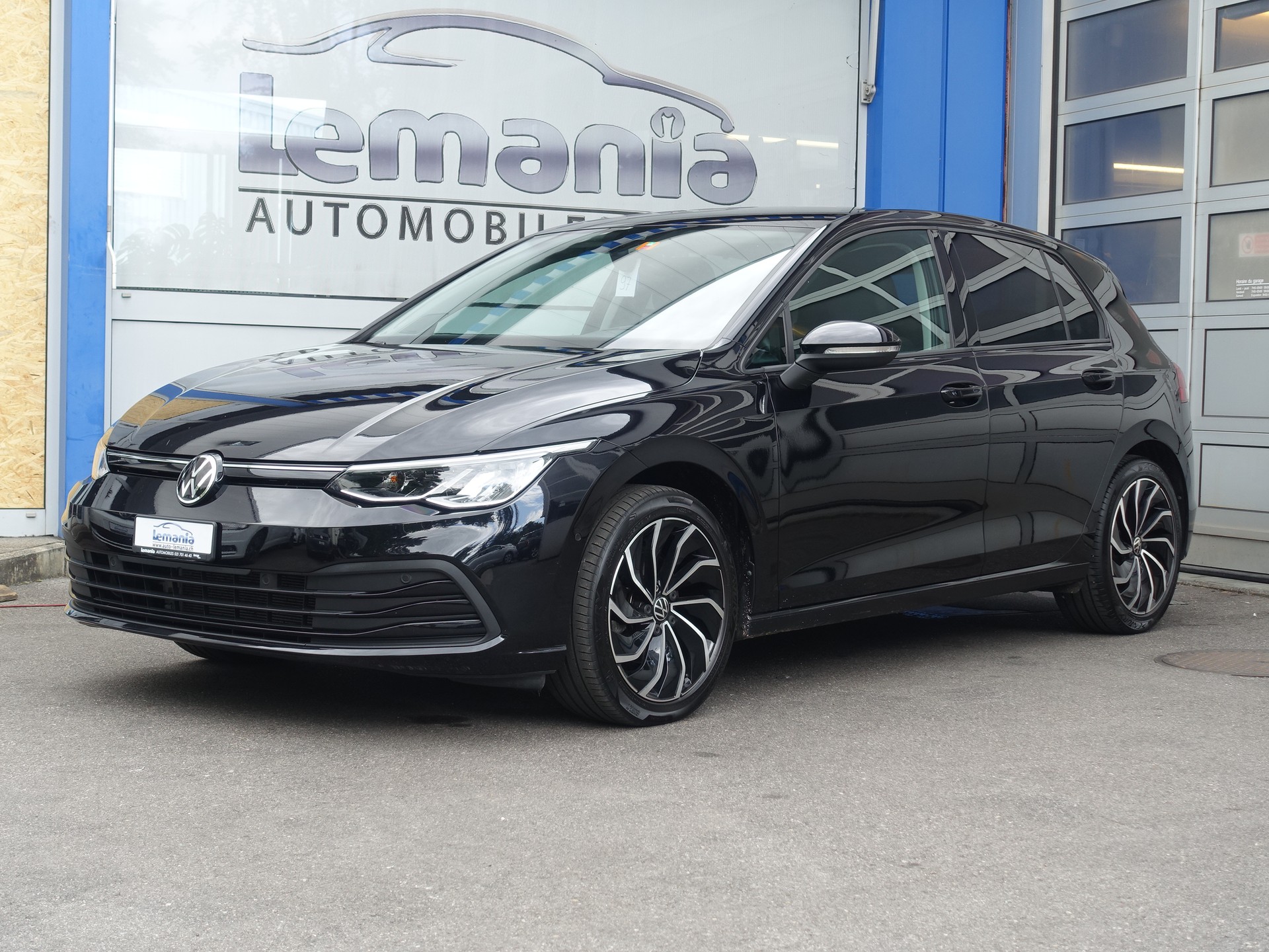 VW Golf 1.5 e TSI ACT Selection DSG-showroom-element-1