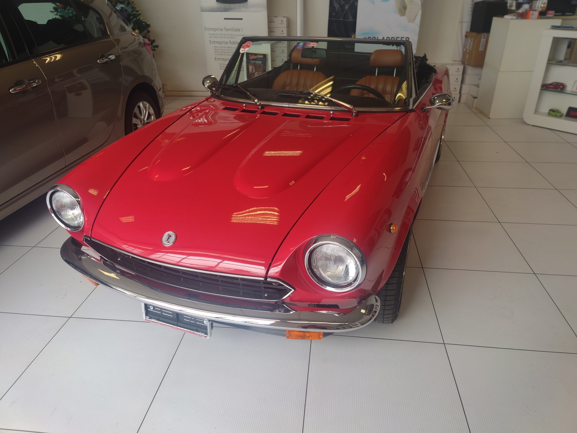 FIAT Spider 124 DS Europa 2.0 i.e.-image-0