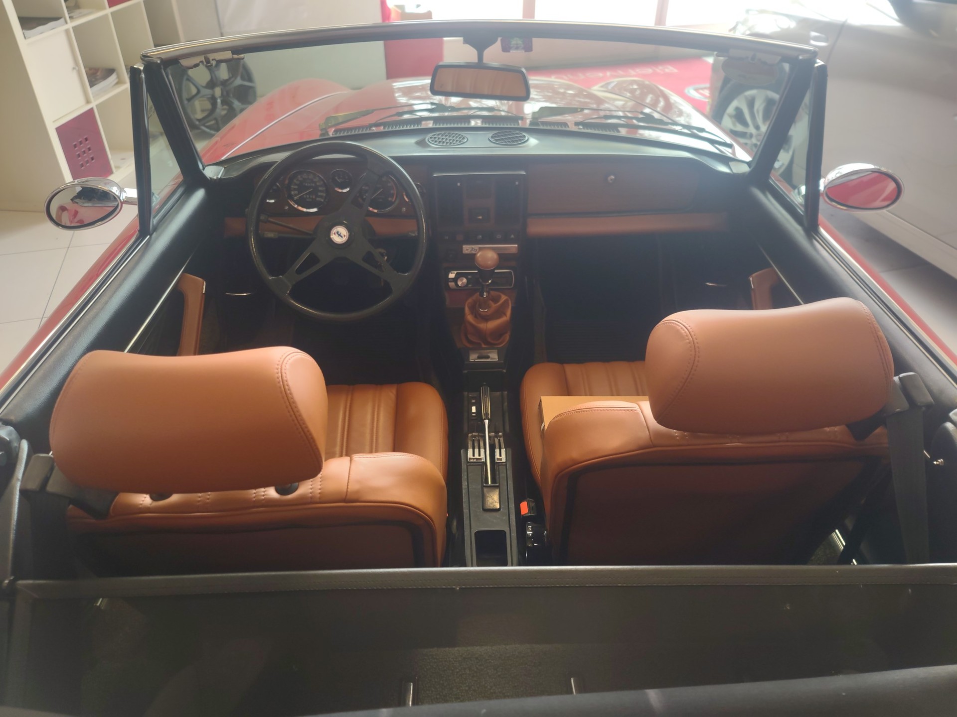 FIAT Spider 124 DS Europa 2.0 i.e.-image-2
