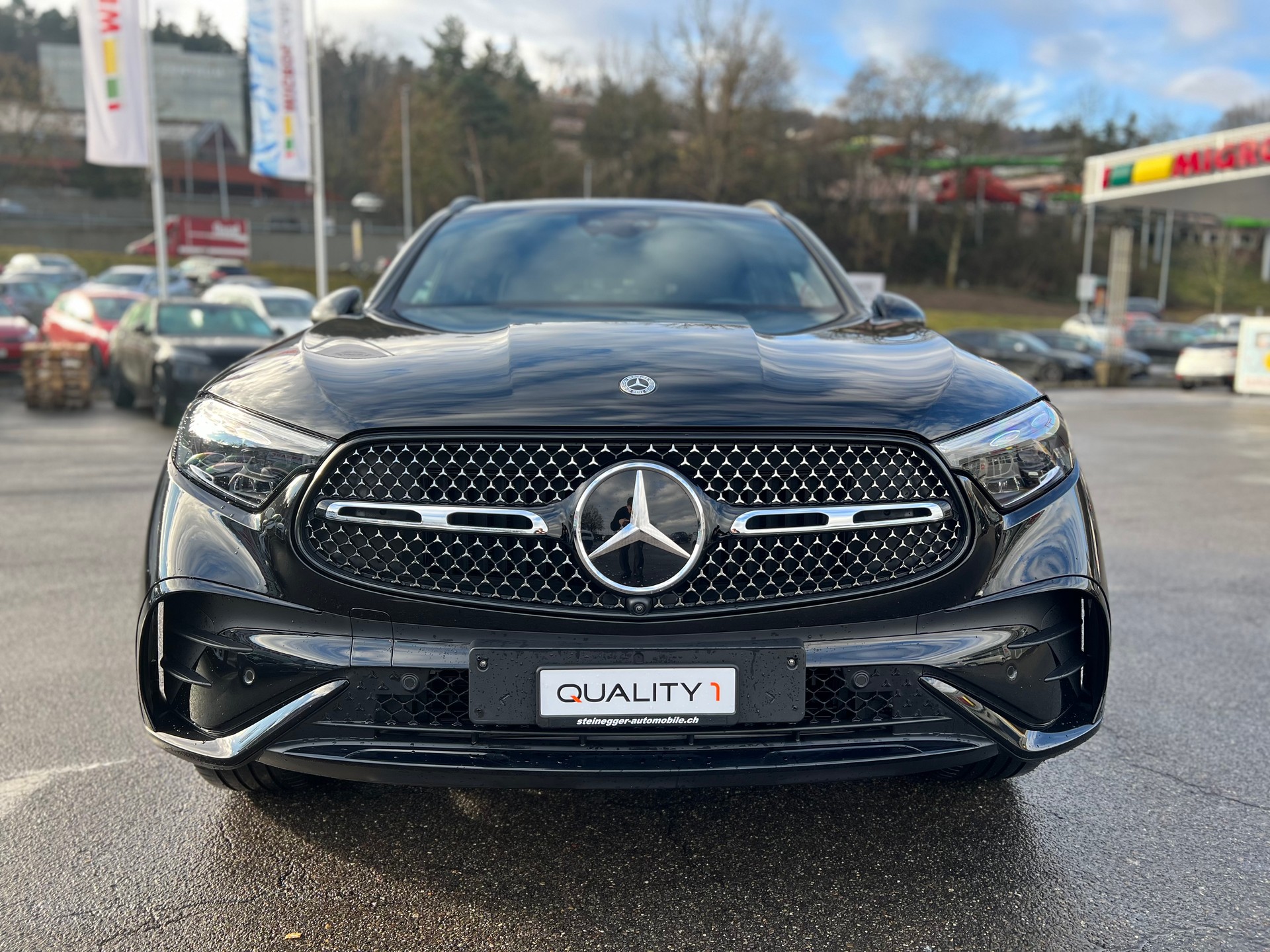 MERCEDES-BENZ GLC 400 e 4Matic 9G-Tronic-showroom-element-2
