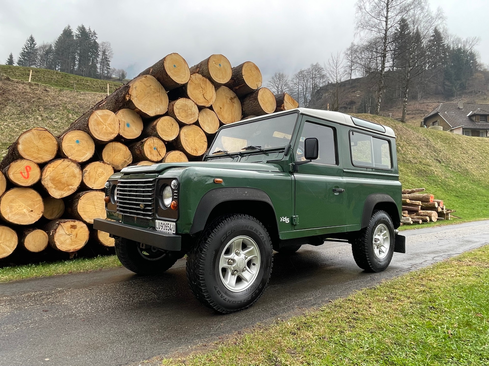 LAND ROVER Defender 90 SW 2.5 Td5