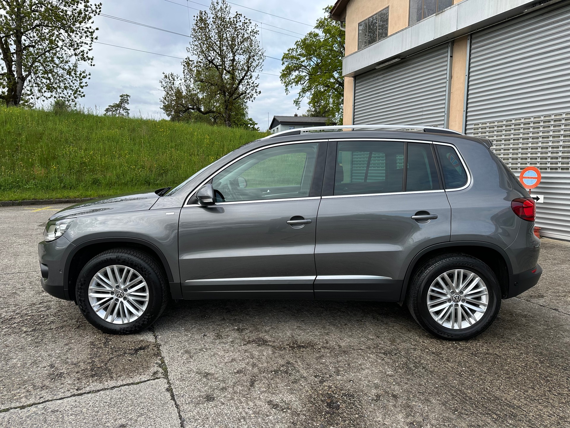 VW Tiguan 1.4 TSI Cup 4Motion-showroom-element-1