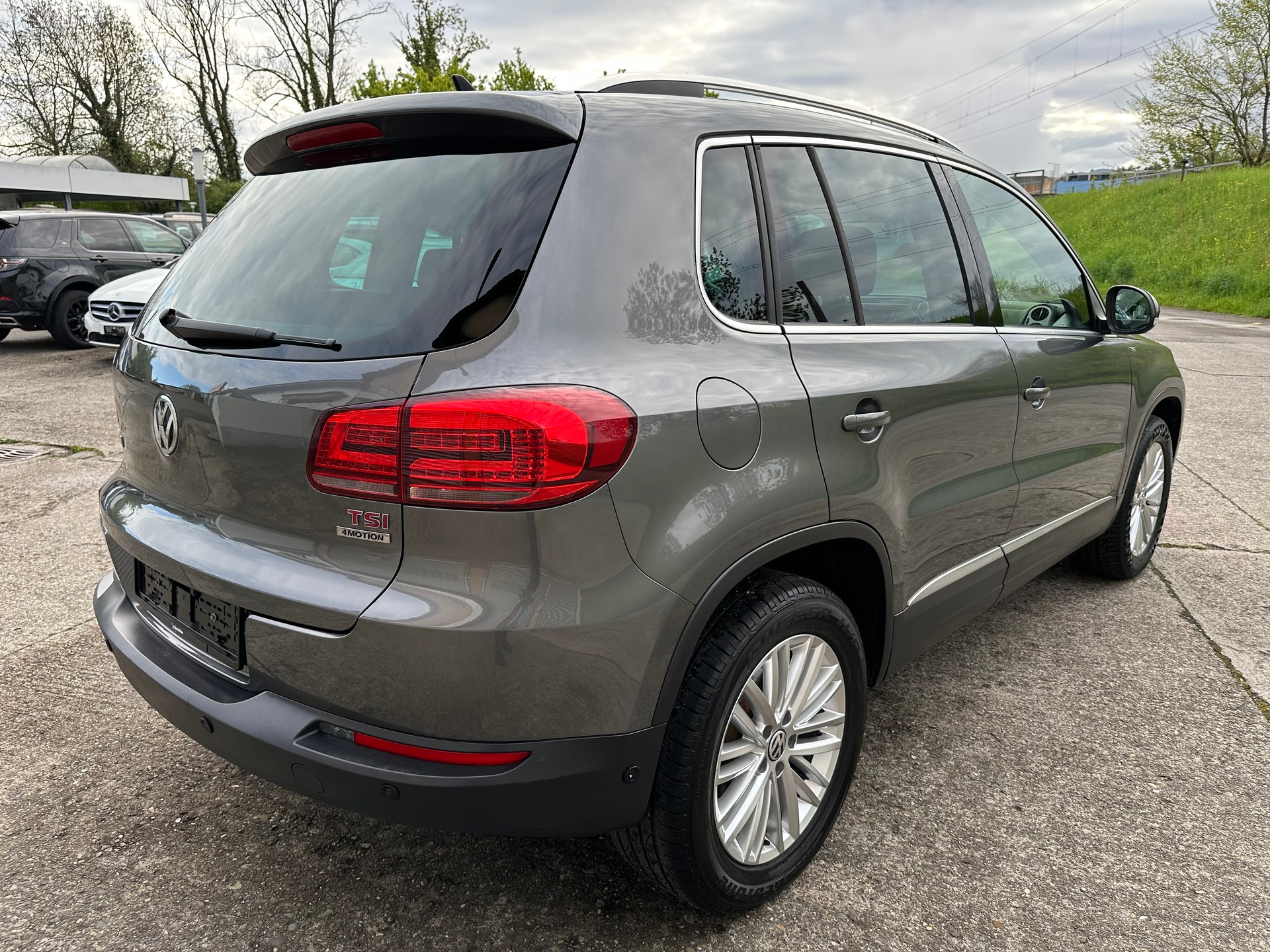 VW Tiguan 1.4 TSI Cup 4Motion-image-4