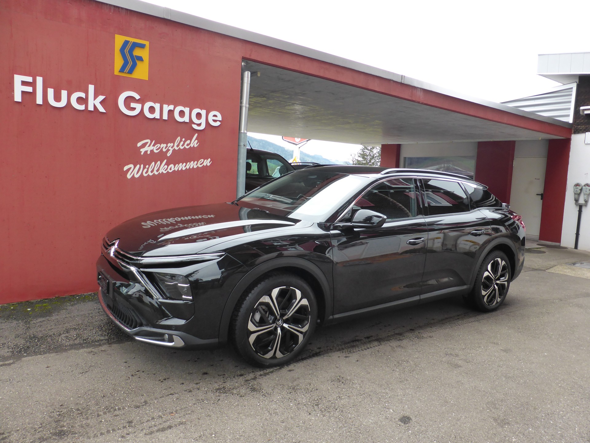 CITROEN C5 X 1.6i PureTech Shine Pack EAT8