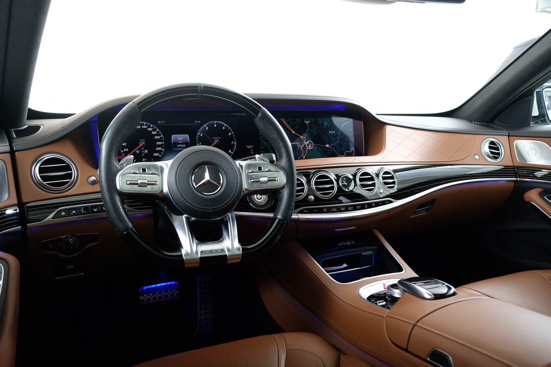 MERCEDES-BENZ S 560 L 4Matic 9G-Tronic-image-21