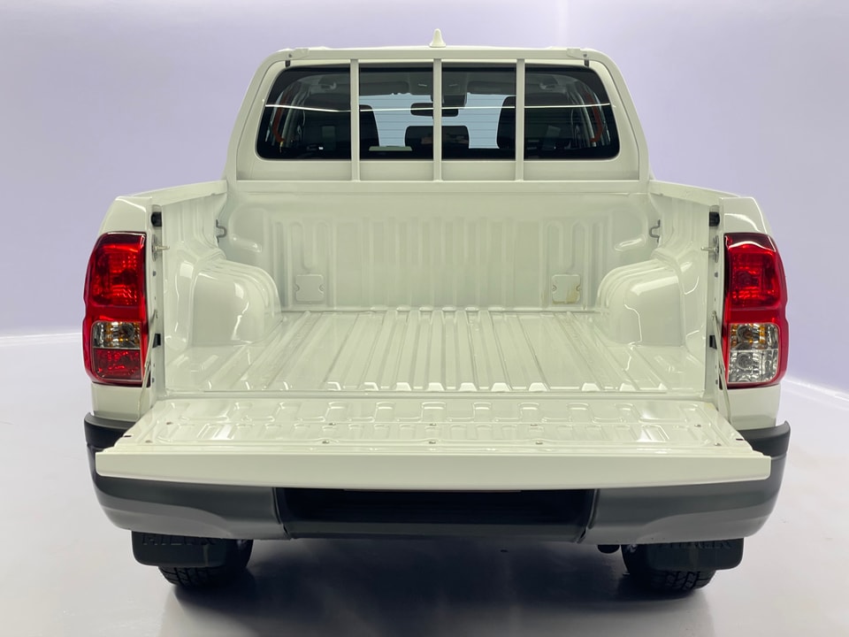 Hilux Double Cab 2.8 D 230 Comfort 4x4