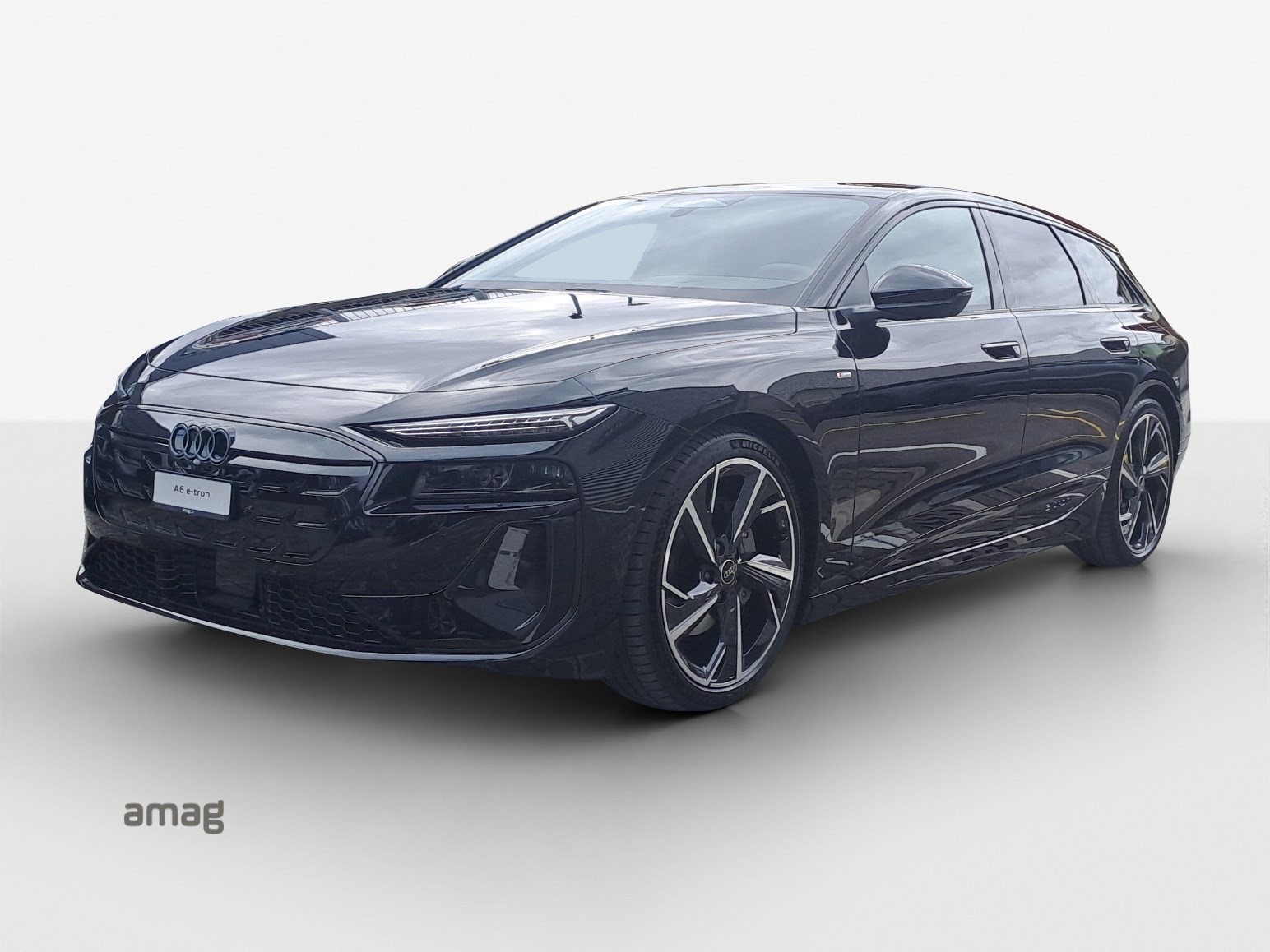 AUDI A6 Avant e-tron quattro