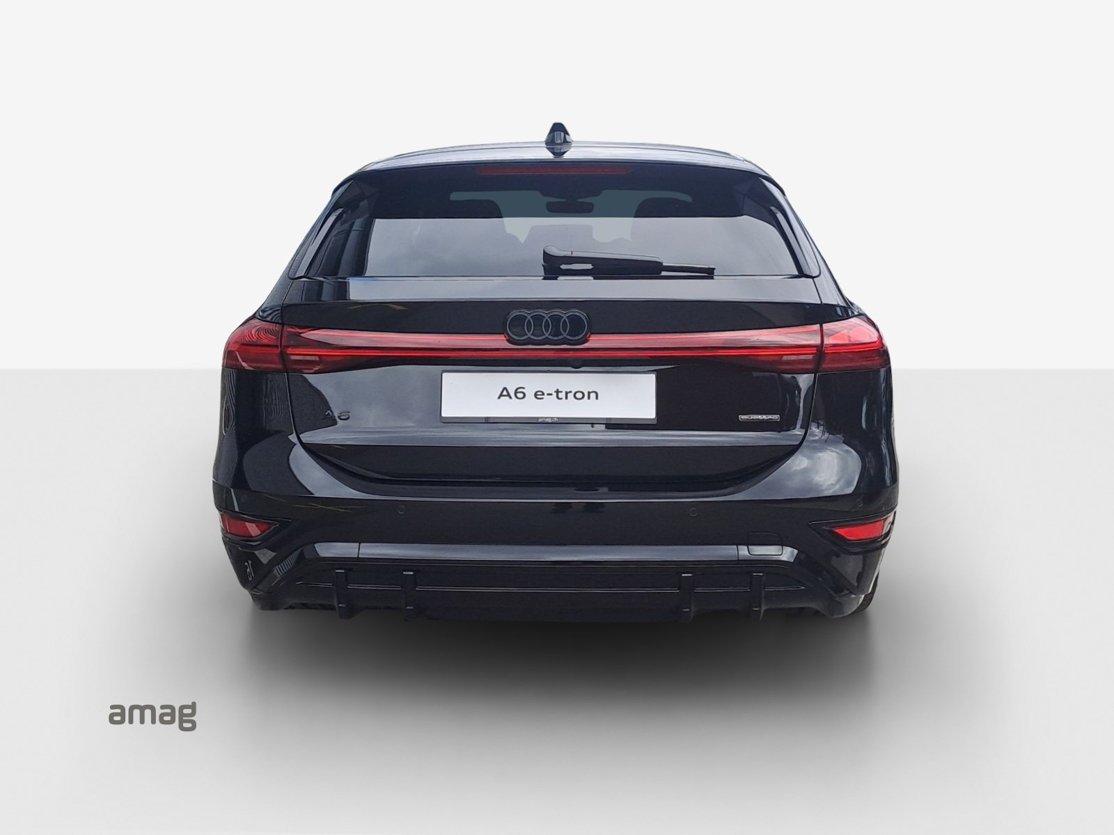 AUDI A6 Avant e-tron quattro-showroom-element-3