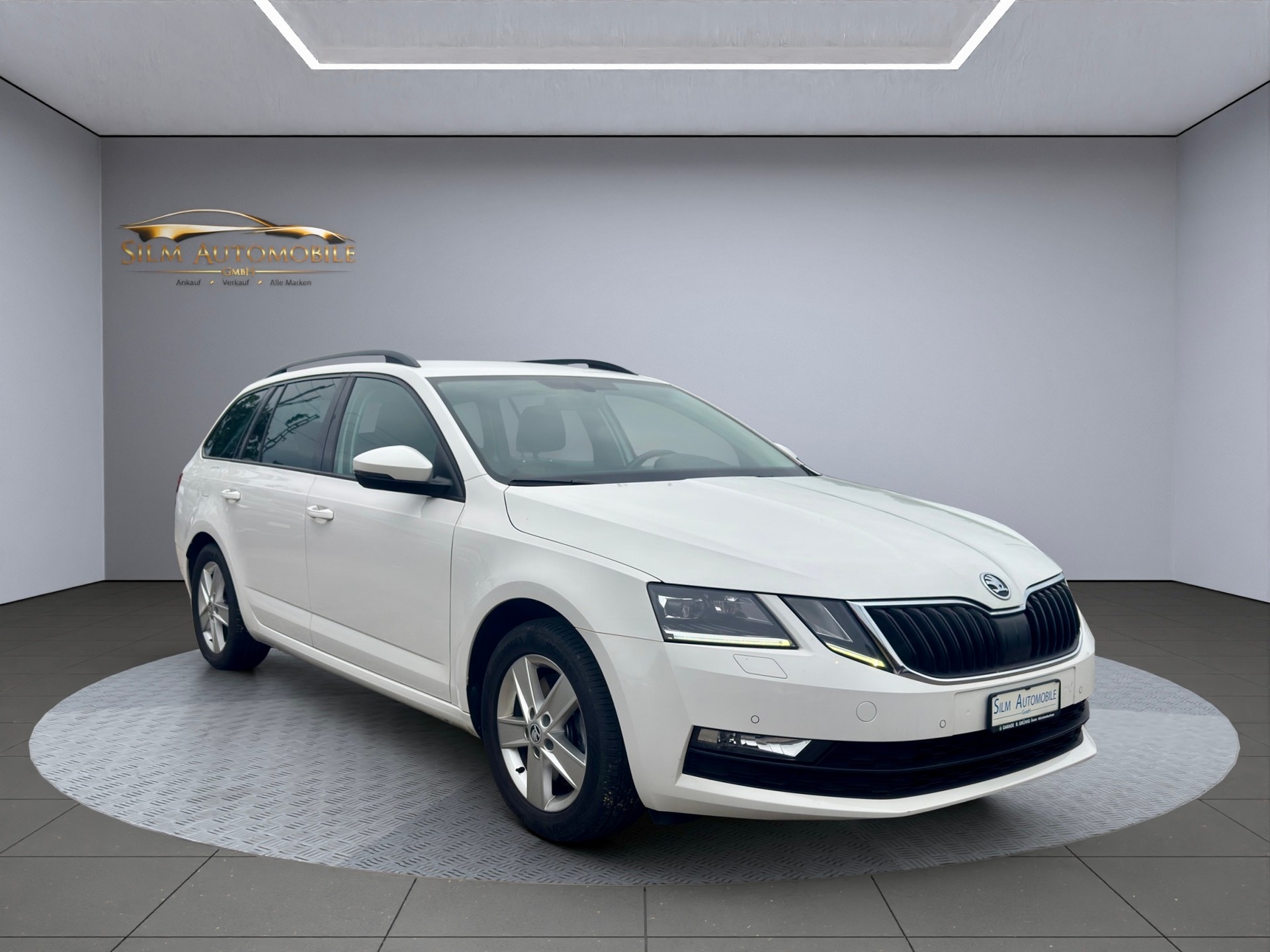 SKODA Octavia Combi 2.0 TDI Swiss Edition 4x4 DSG 184 PS-showroom-element-1