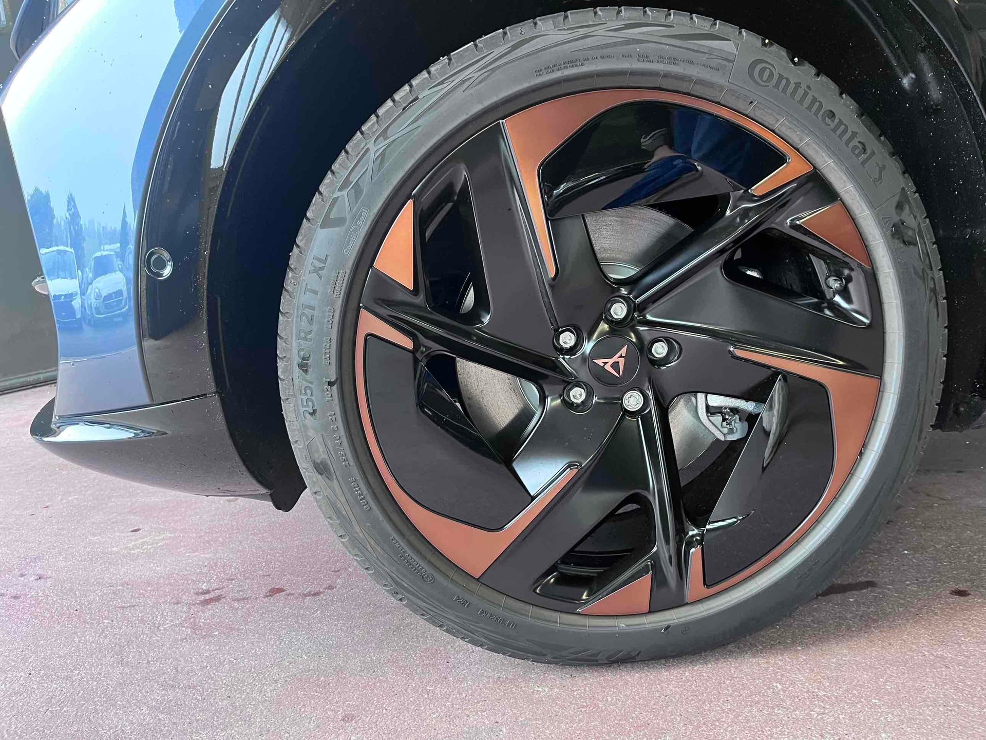 CUPRA Tavascan Type 9 77 kWh Adrenaline-showroom-element-3
