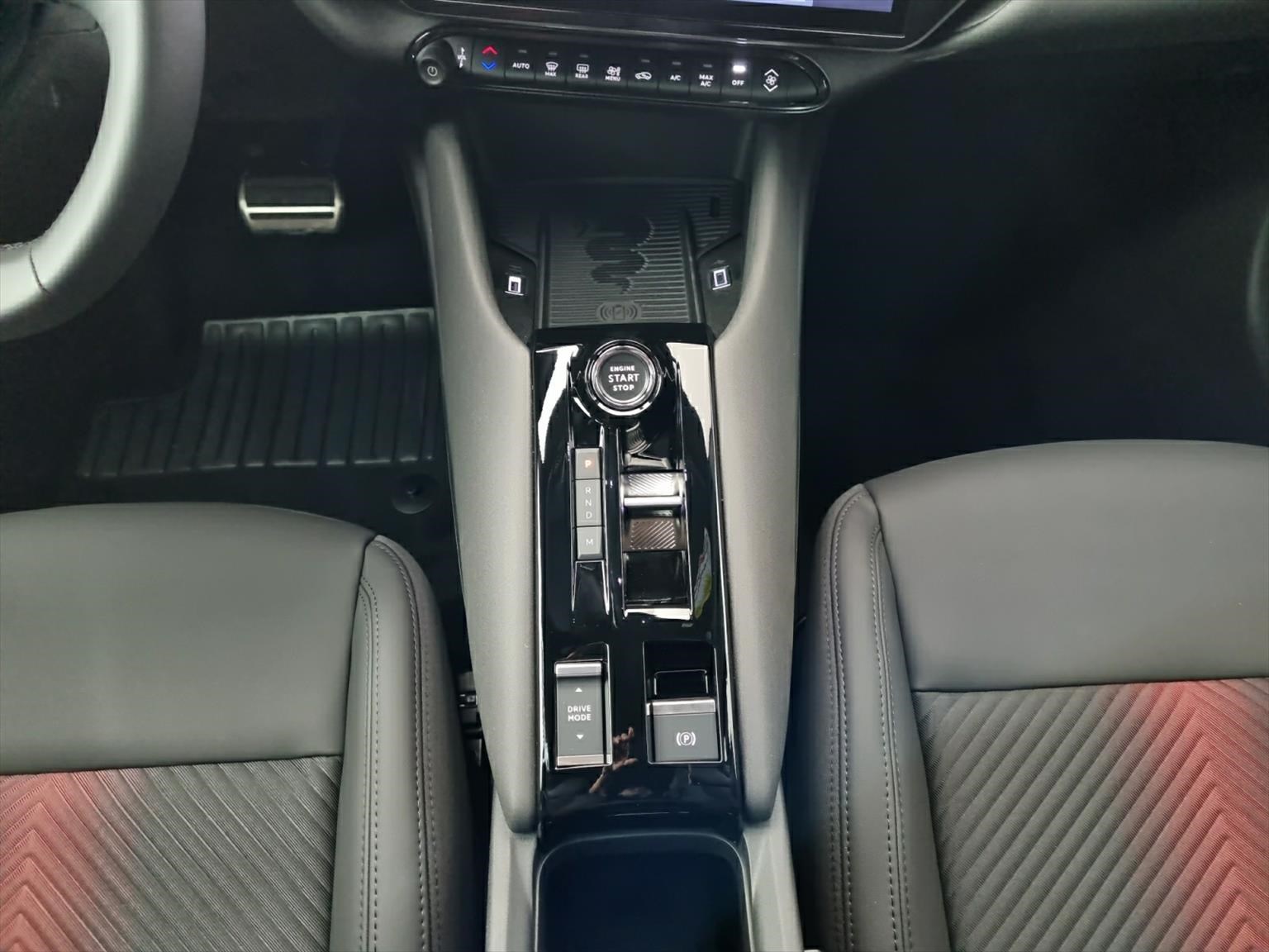 ALFA ROMEO JUNIOR 1.2 Hybrid Speciale-image-7