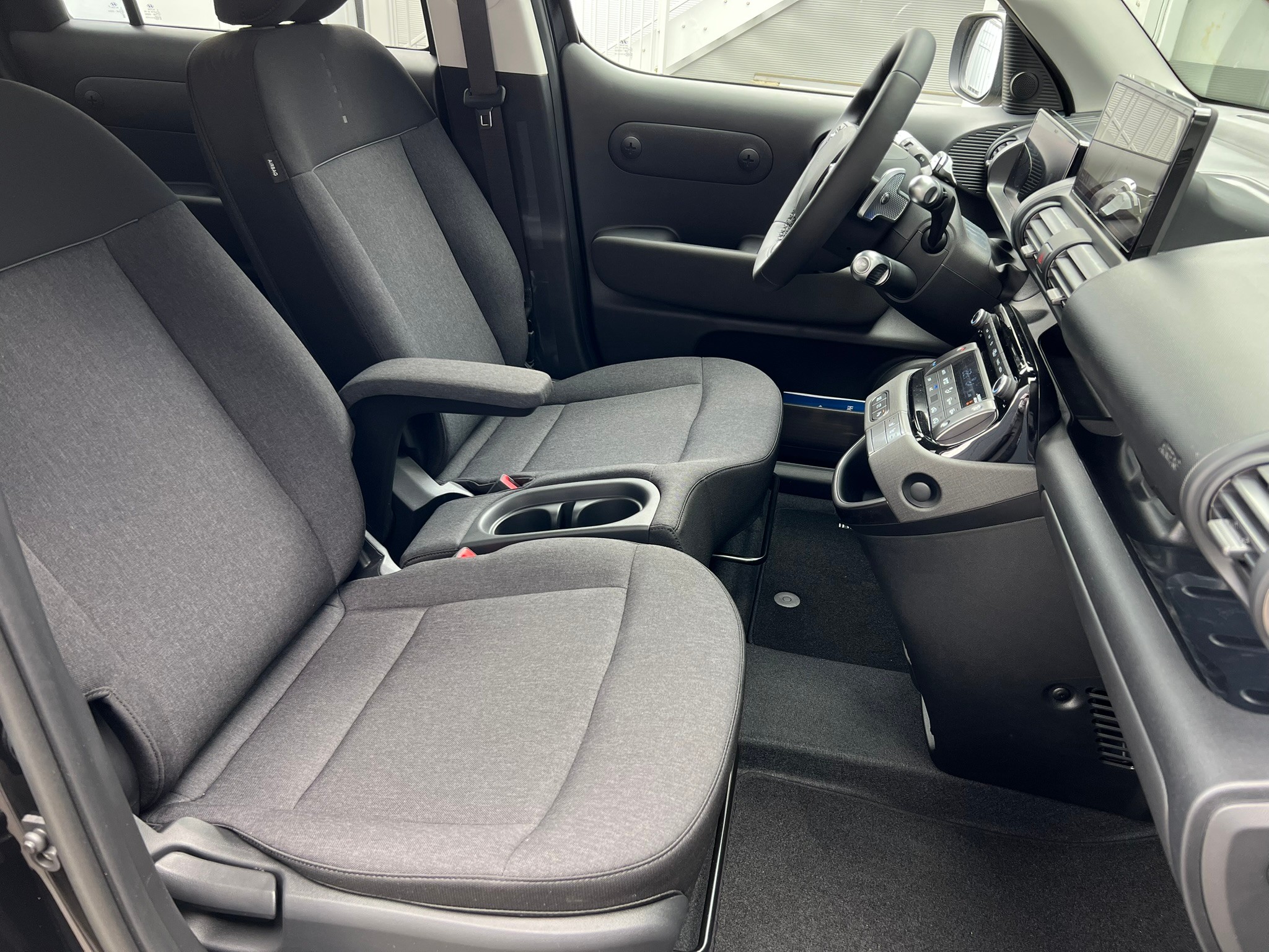 Image HYUNDAI INSTER Inster 42kWh Amplia