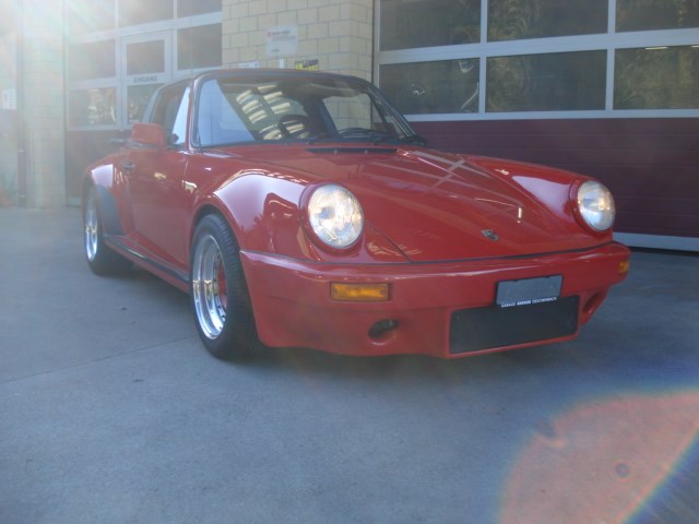 PORSCHE 911 Targa