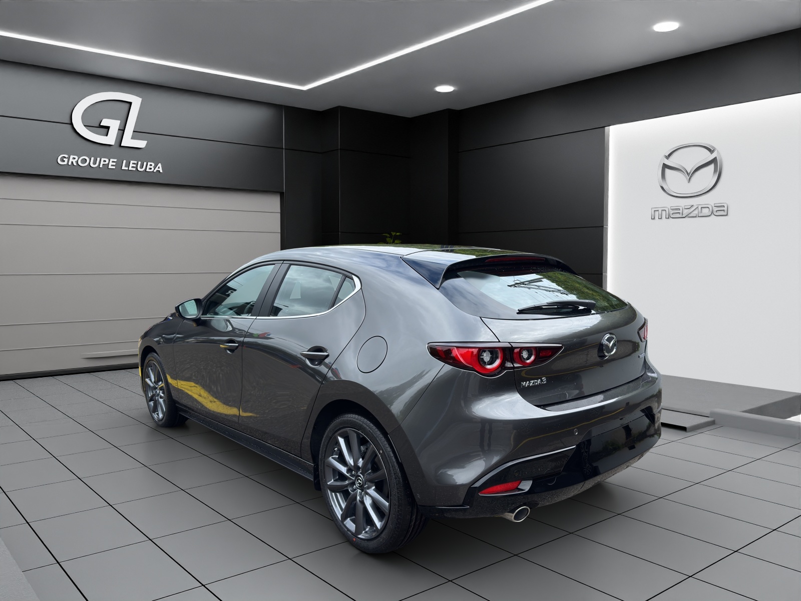 MAZDA 3 Hatchback SKYACTIV-G M Hybrid 140 Centre Line Automat-showroom-element-3