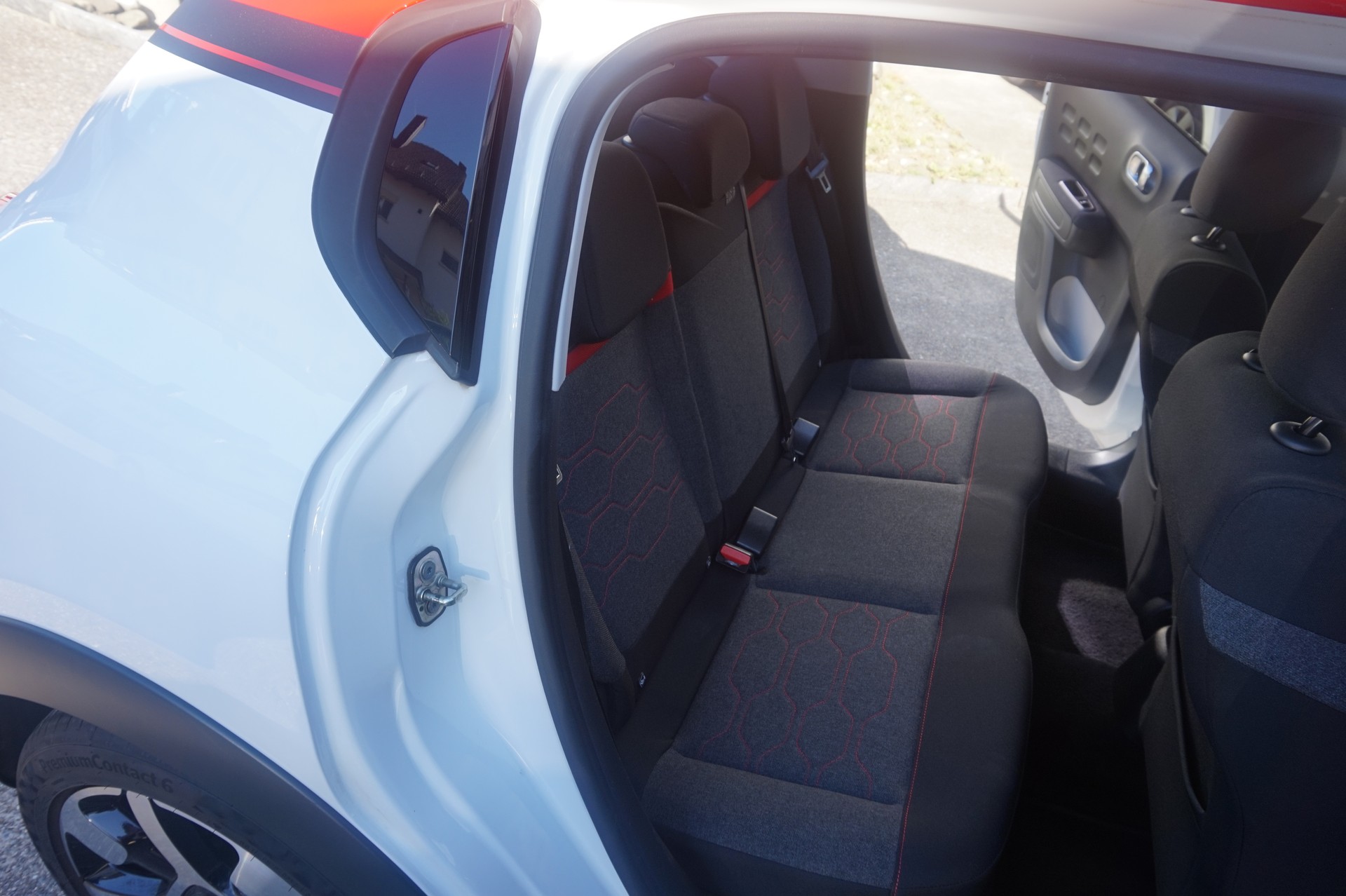 CITROEN C3 1.2i PureTech Shine-image-12