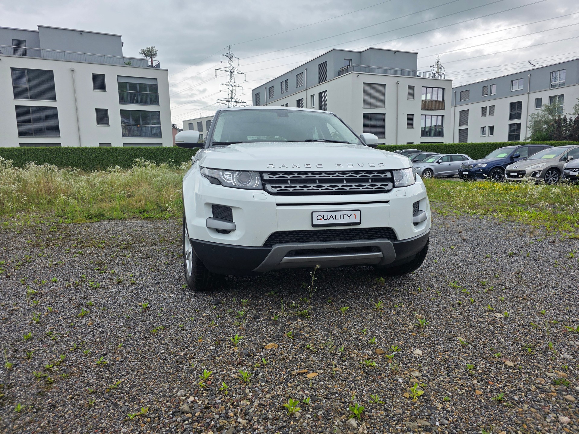 LAND ROVER Range Rover Evoque 2.0 Si4 Dynamic AT6-showroom-element-1