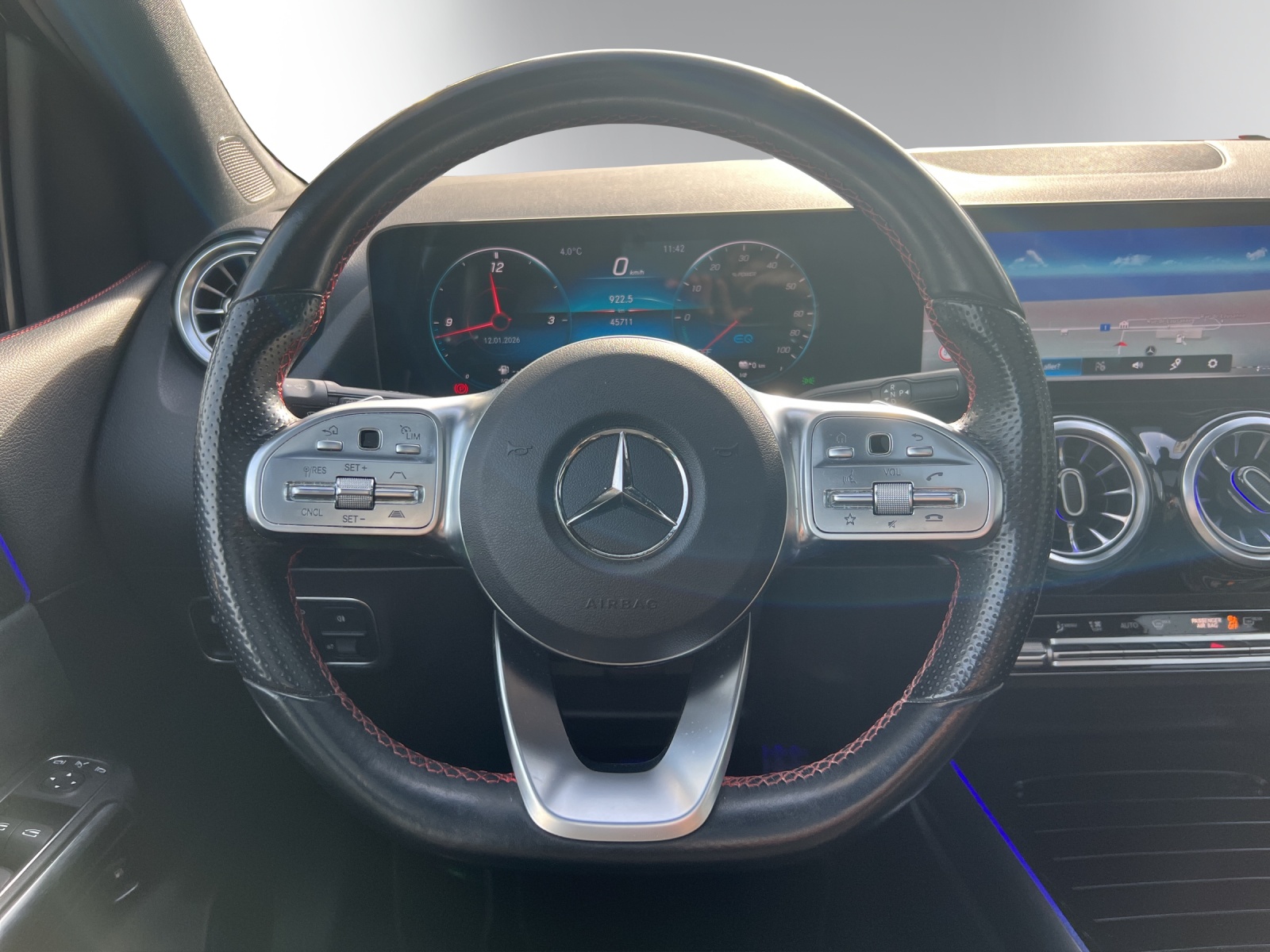 Image MERCEDES-BENZ B-200 B 200 AMG Line