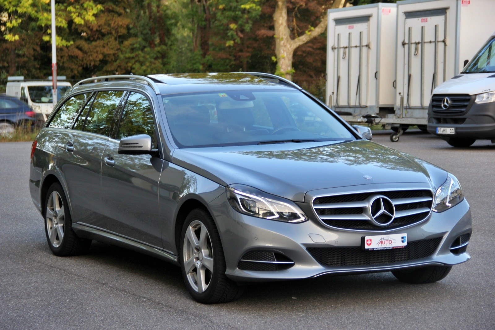 MERCEDES-BENZ E 250 BlueTEC Avantgarde 4Matic 7G-Tronic-image-6