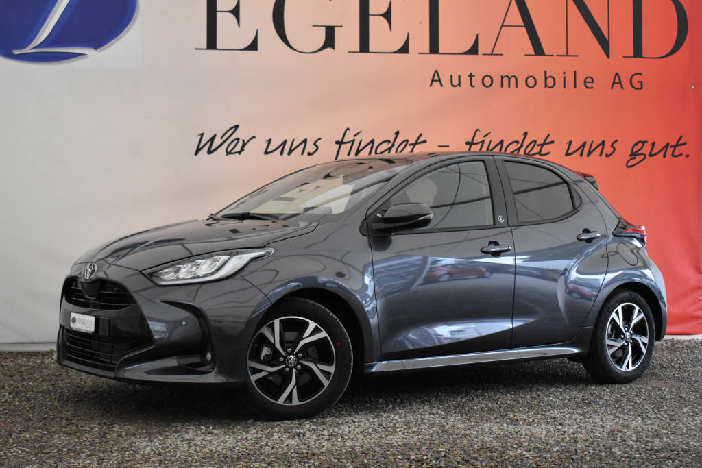 TOYOTA Yaris 1.5 VVT-i HSD Comfort Sport