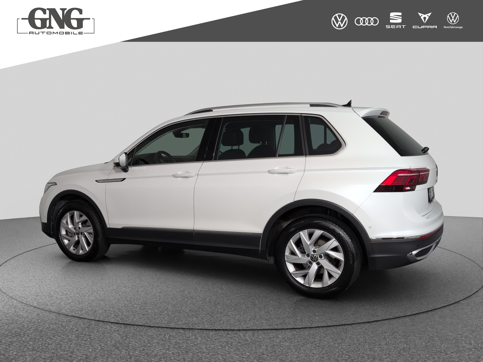 VW Tiguan 2.0TSI Elegance 4Motion DSG-showroom-element-1