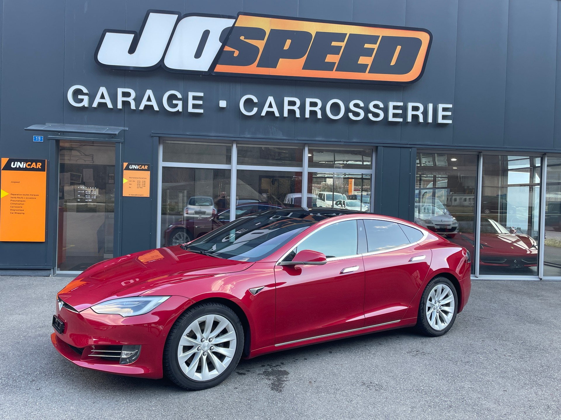 TESLA Model S 100 D