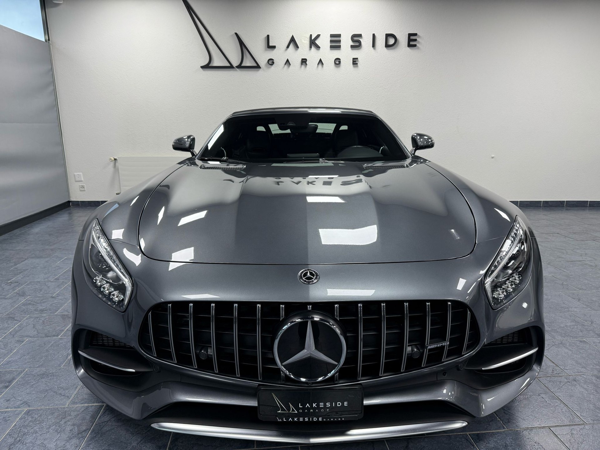 MERCEDES-BENZ AMG GT C Roadster Speedshift DCT-showroom-element-1