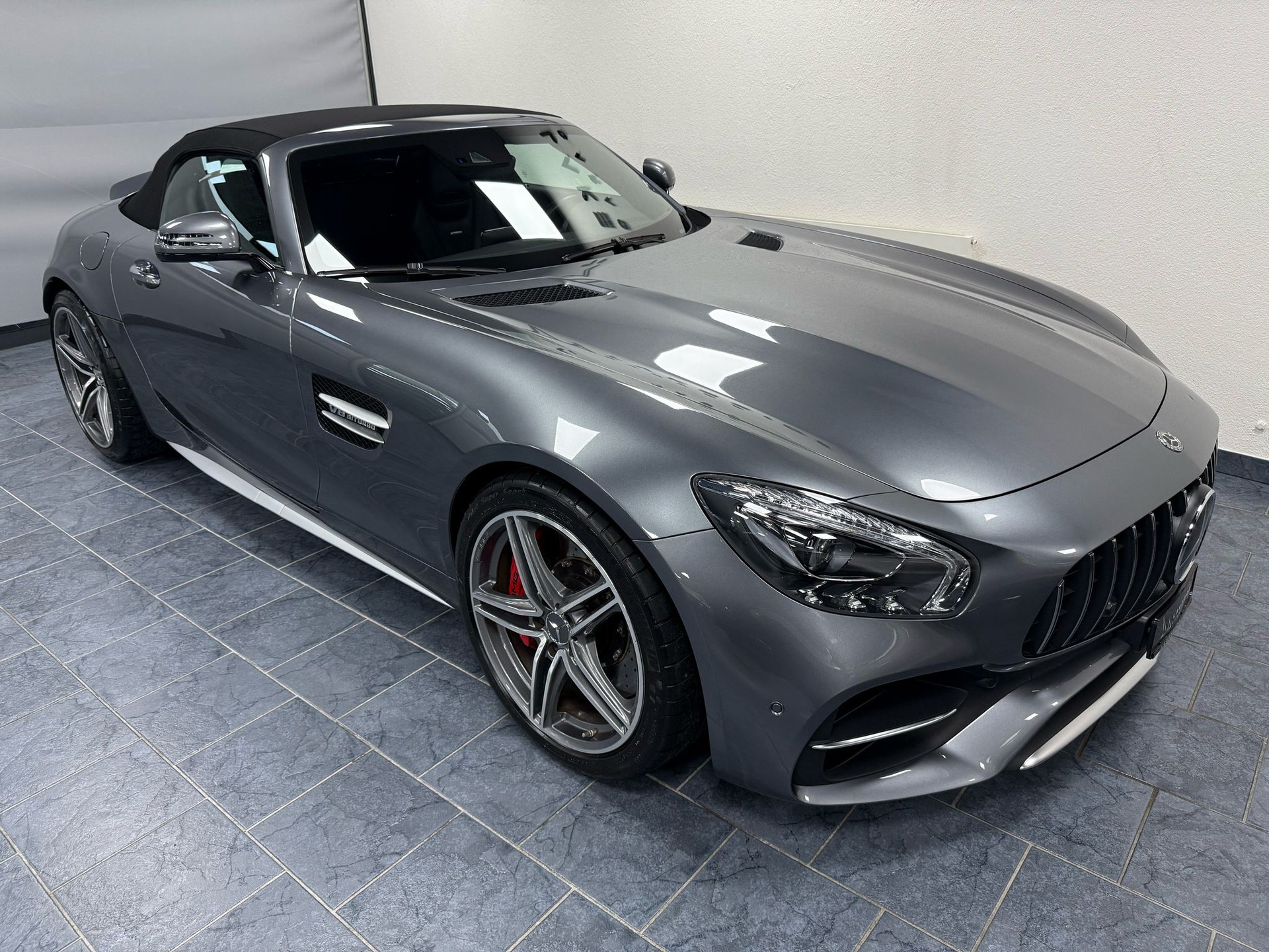 MERCEDES-BENZ AMG GT C Roadster Speedshift DCT-showroom-element-2
