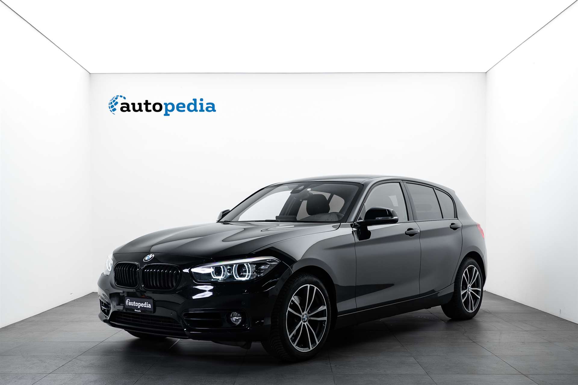 BMW 118d xDrive Edition Sport Line