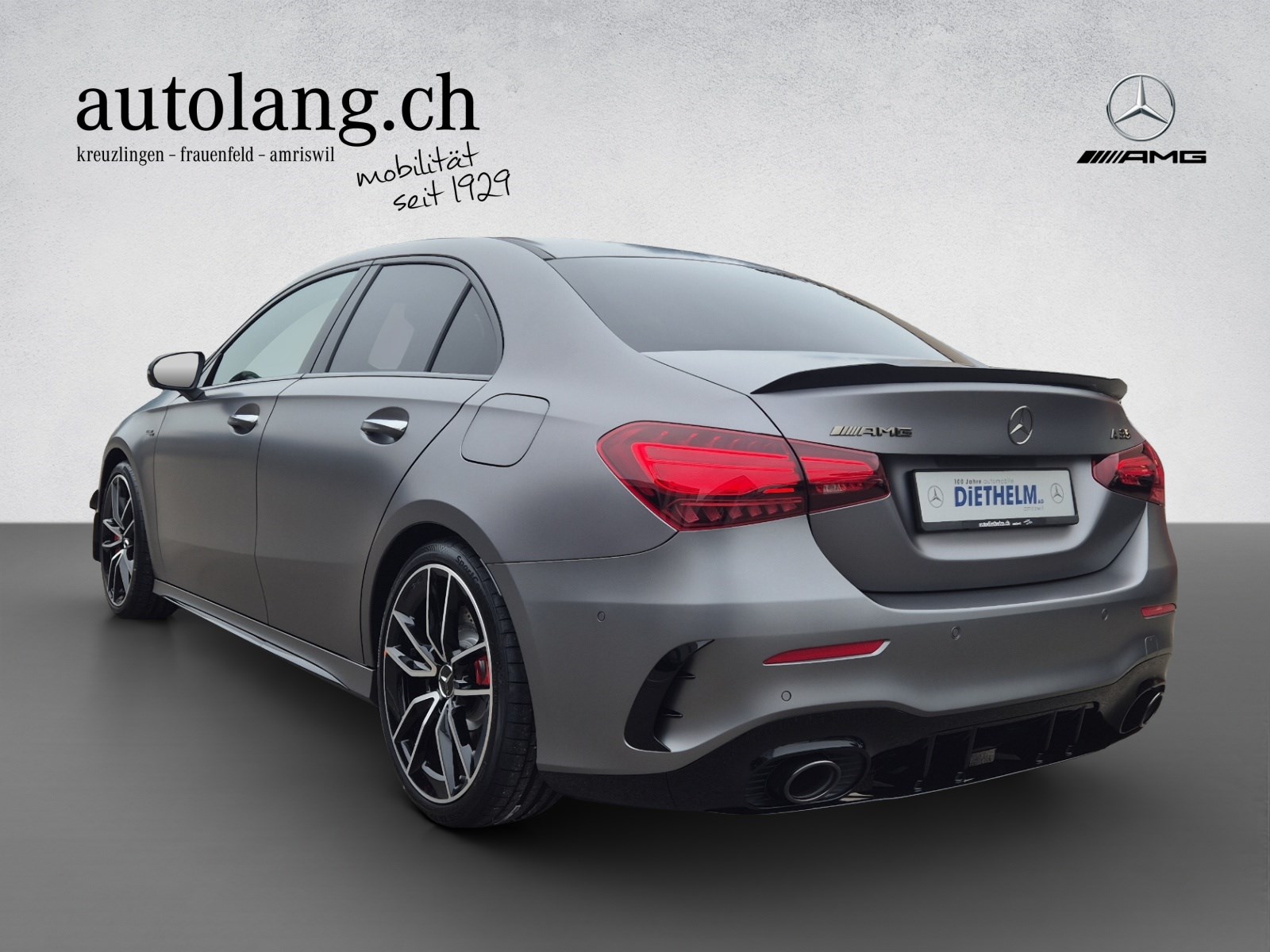 MERCEDES-BENZ A 35 AMG 4Matic Limousine-image-2