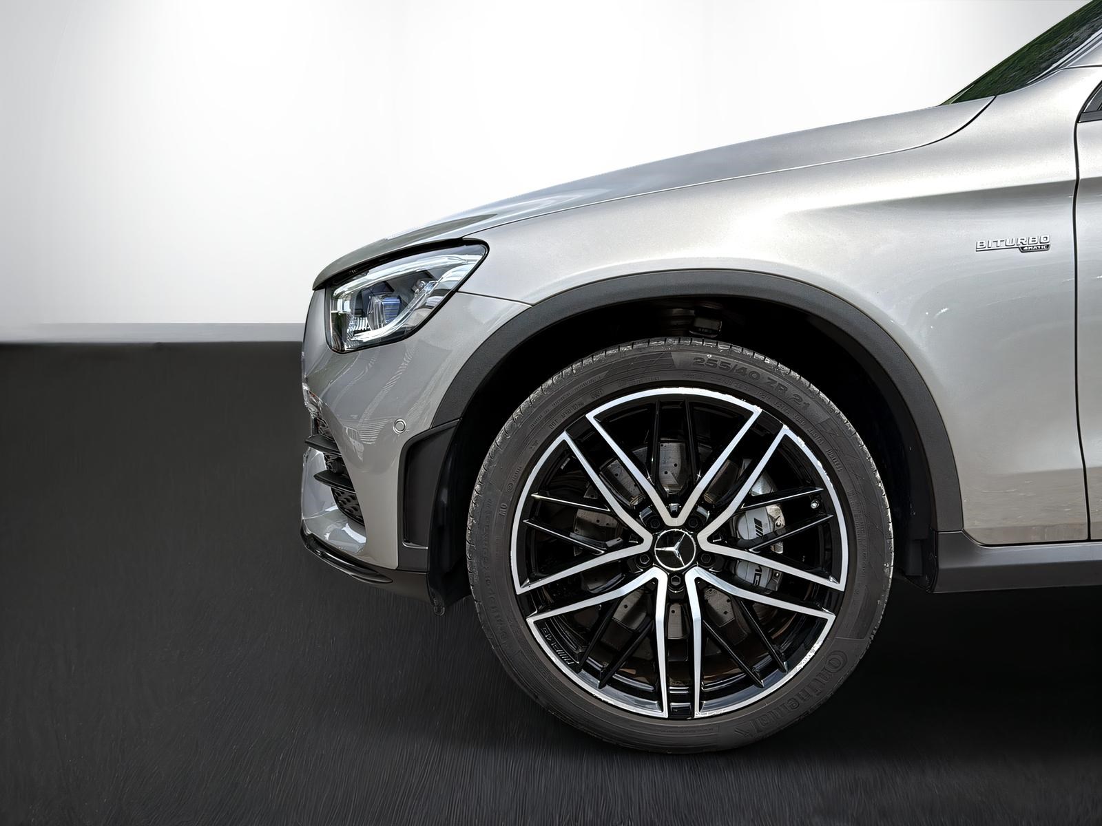 MERCEDES-BENZ GLC 43 AMG 4m Coupé-showroom-element-3