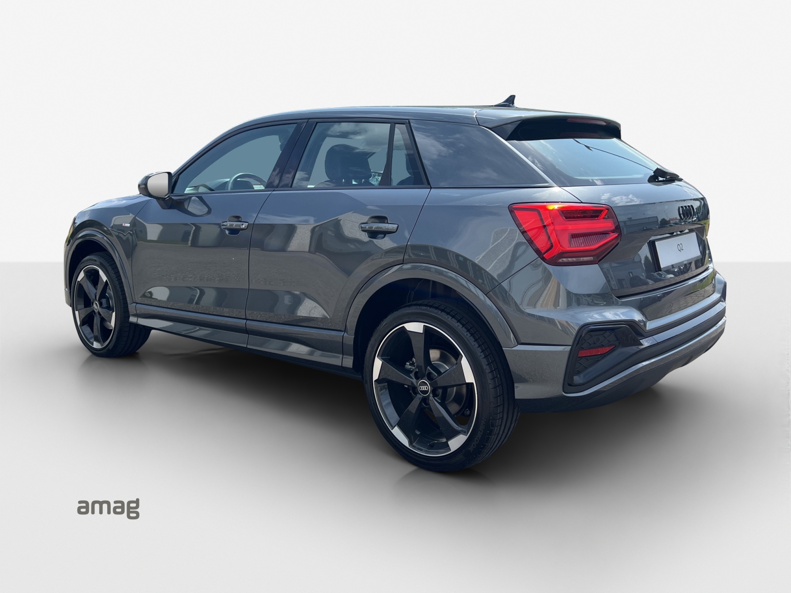 AUDI Q2 40 TFSI S line Attraction quattro S-tronic-showroom-element-2