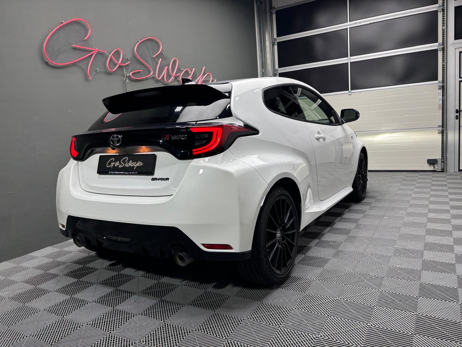 TOYOTA Yaris 1.6 GR Sport-showroom-element-2