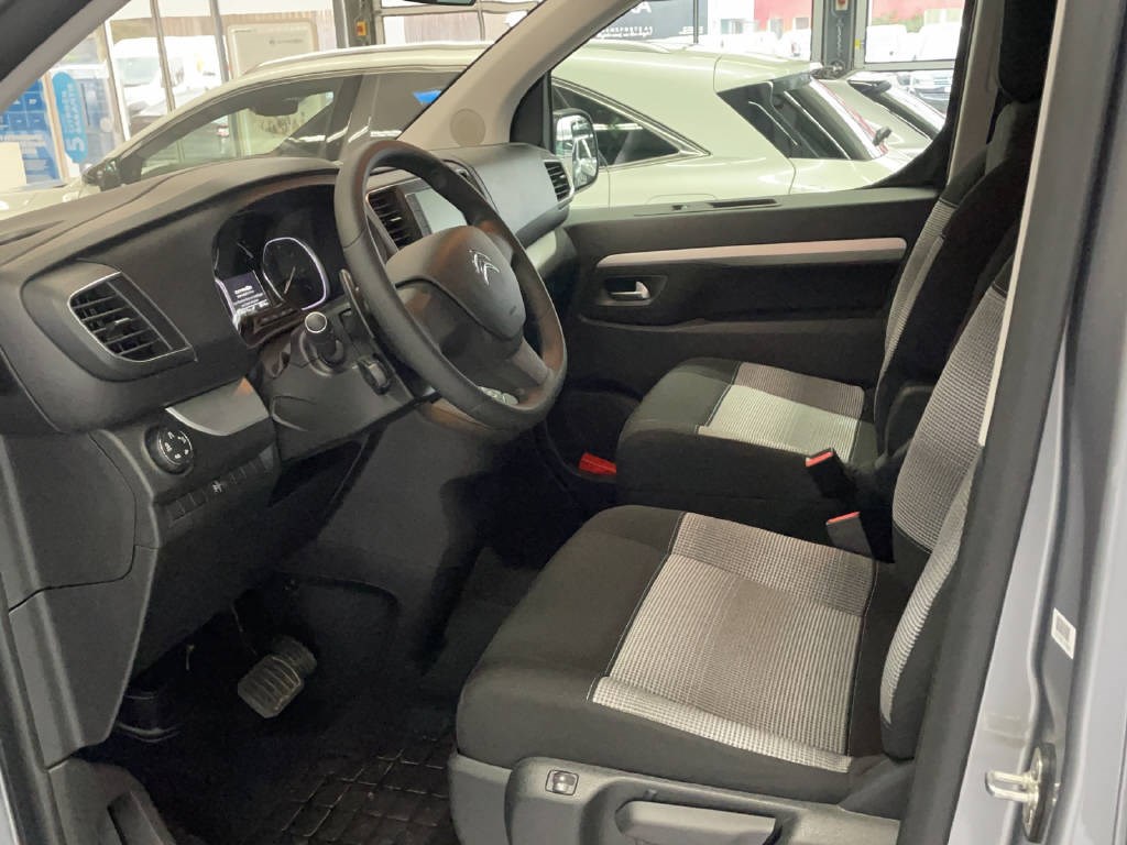 CITROEN Spacetourer M 2.0 BlueHDi 140 Feel 8 Sitze-image-4