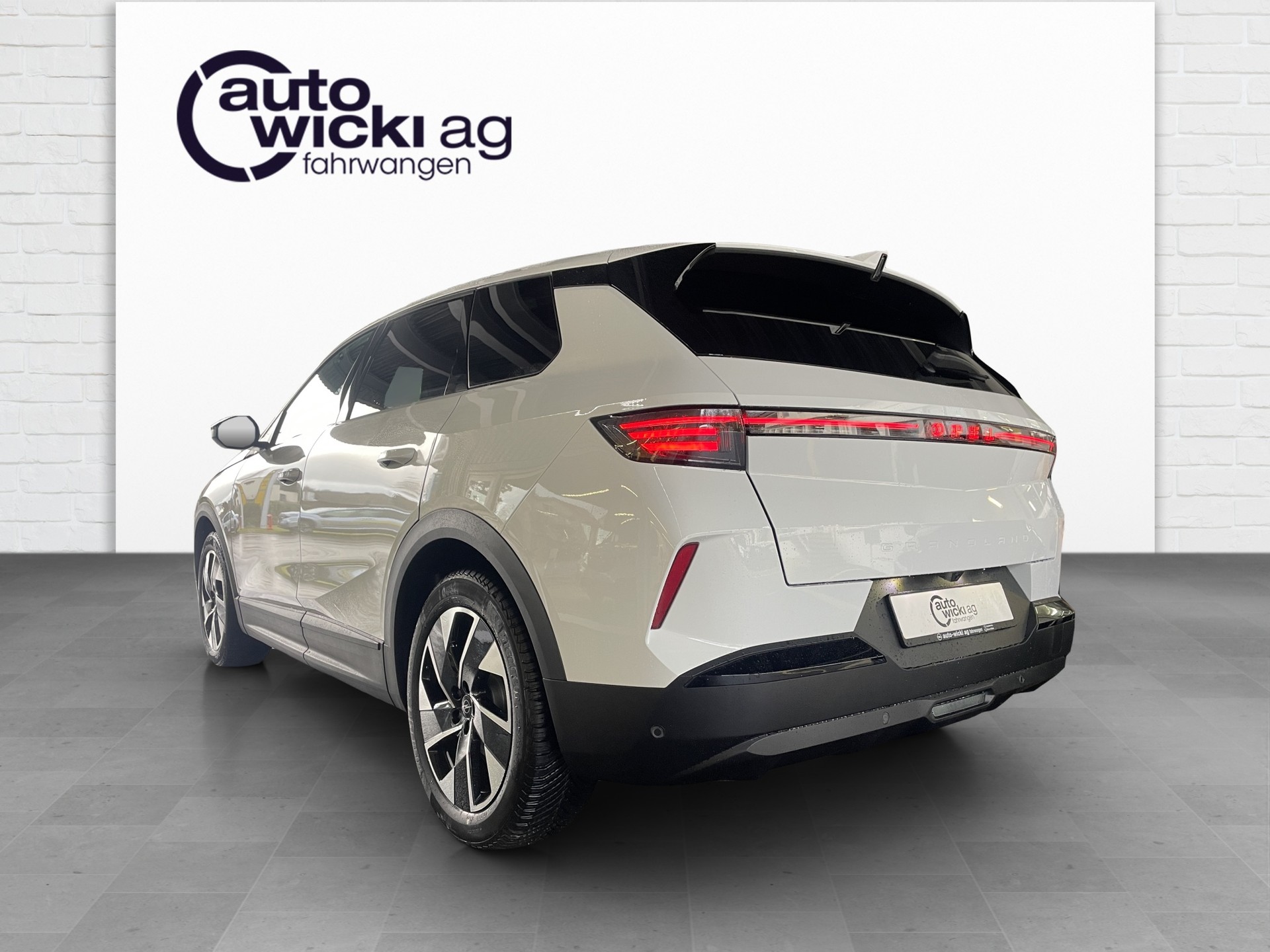 OPEL Grandland 1.2MHEV GS eDCT-showroom-element-1