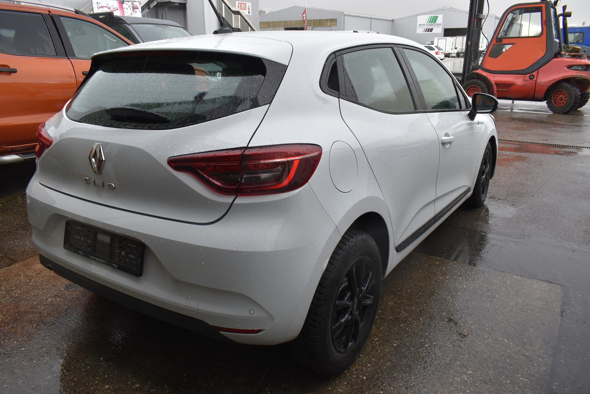 RENAULT Clio 1.0 Intens CVT-image-7