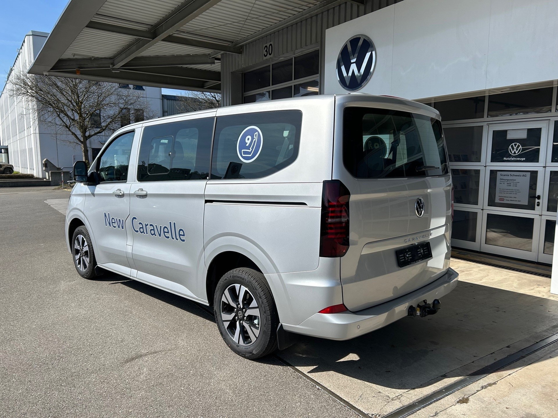 VW Caravelle Life 2.0 TDI Automat-image-3