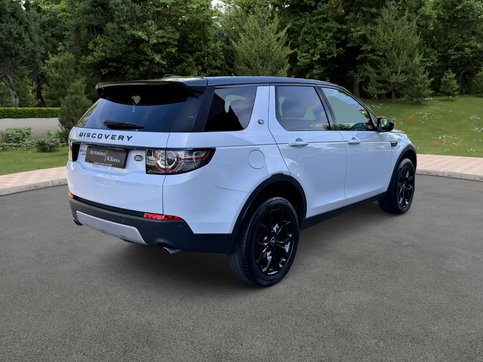 LAND ROVER Discovery Sport 2.2TD4 HSE Luxury AT9-showroom-element-2