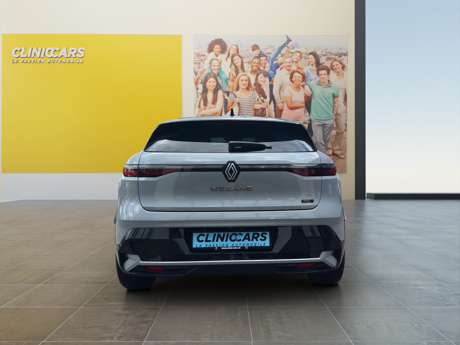 RENAULT Mégane E-TECH EV60 Iconic-showroom-element-3