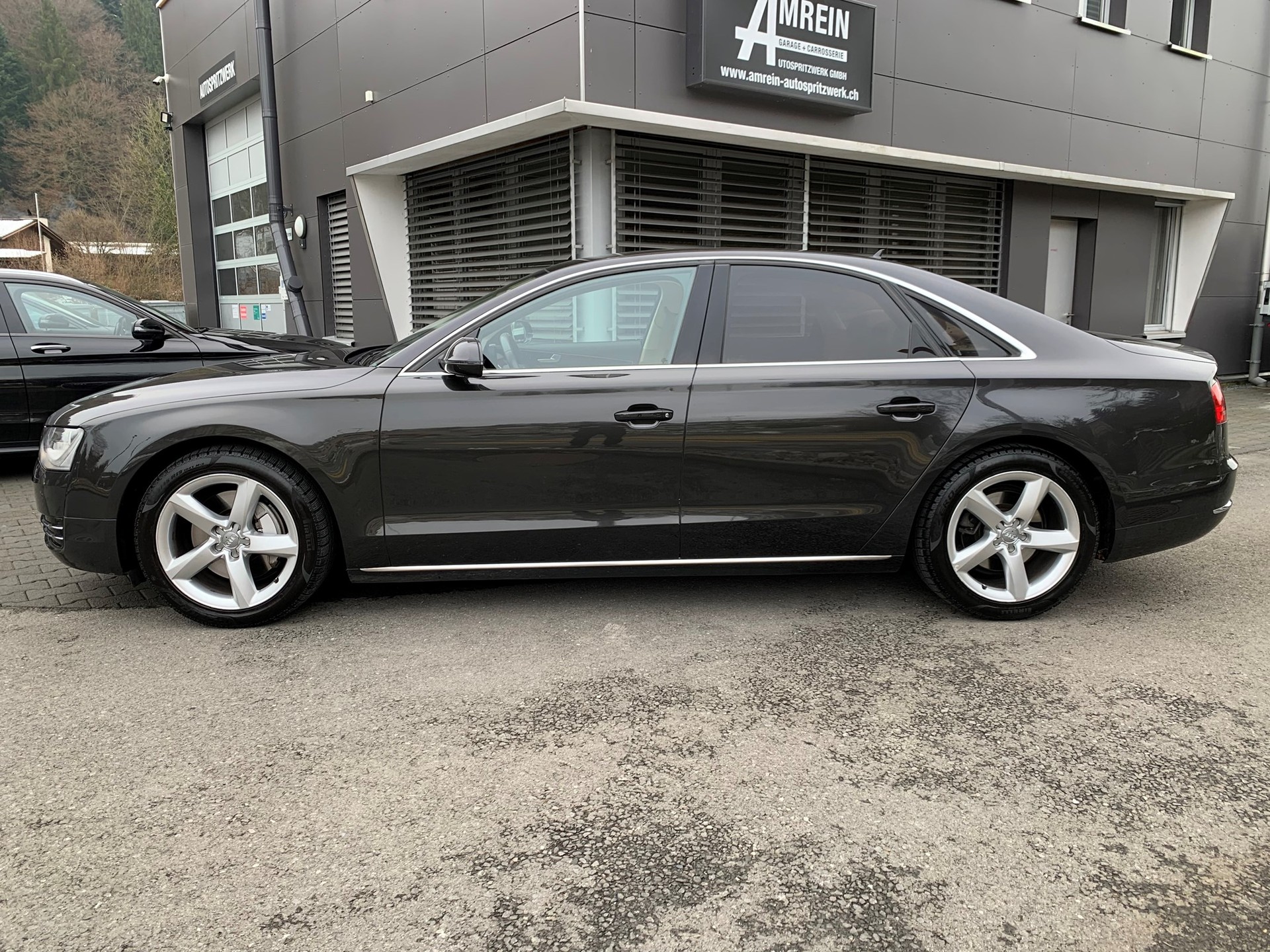 AUDI A8 3.0 TDI quattro tiptronic-image-4