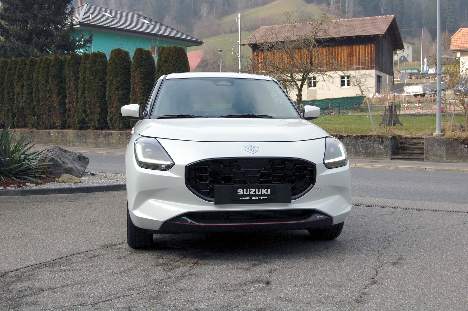SUZUKI Swift 1.2 Tradizio Hybrid 4x4-showroom-element-2