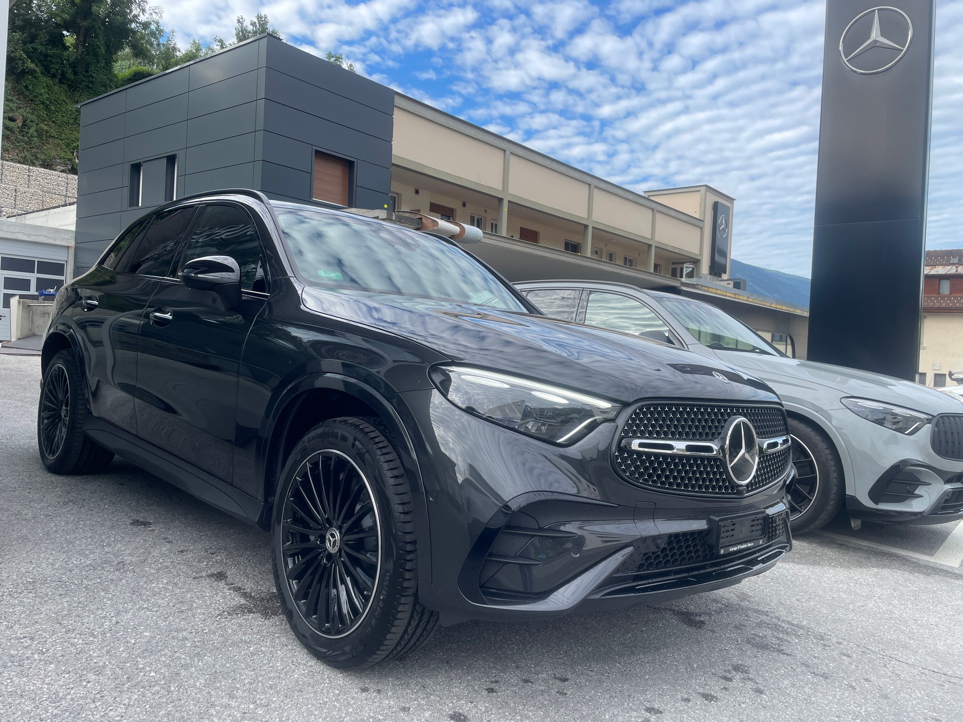 MERCEDES-BENZ GLC 300 e 4Matic 9G-Tronic EQ Star AMG Line-showroom-element-2