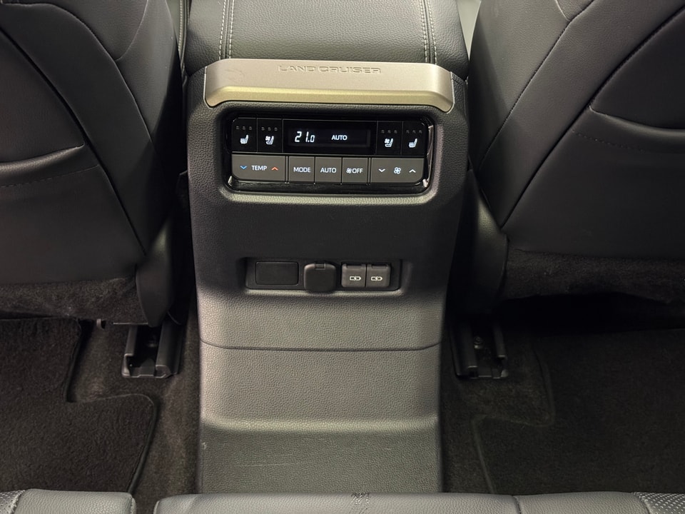 Land Cruiser 2.8 D 230 Invincible AWD